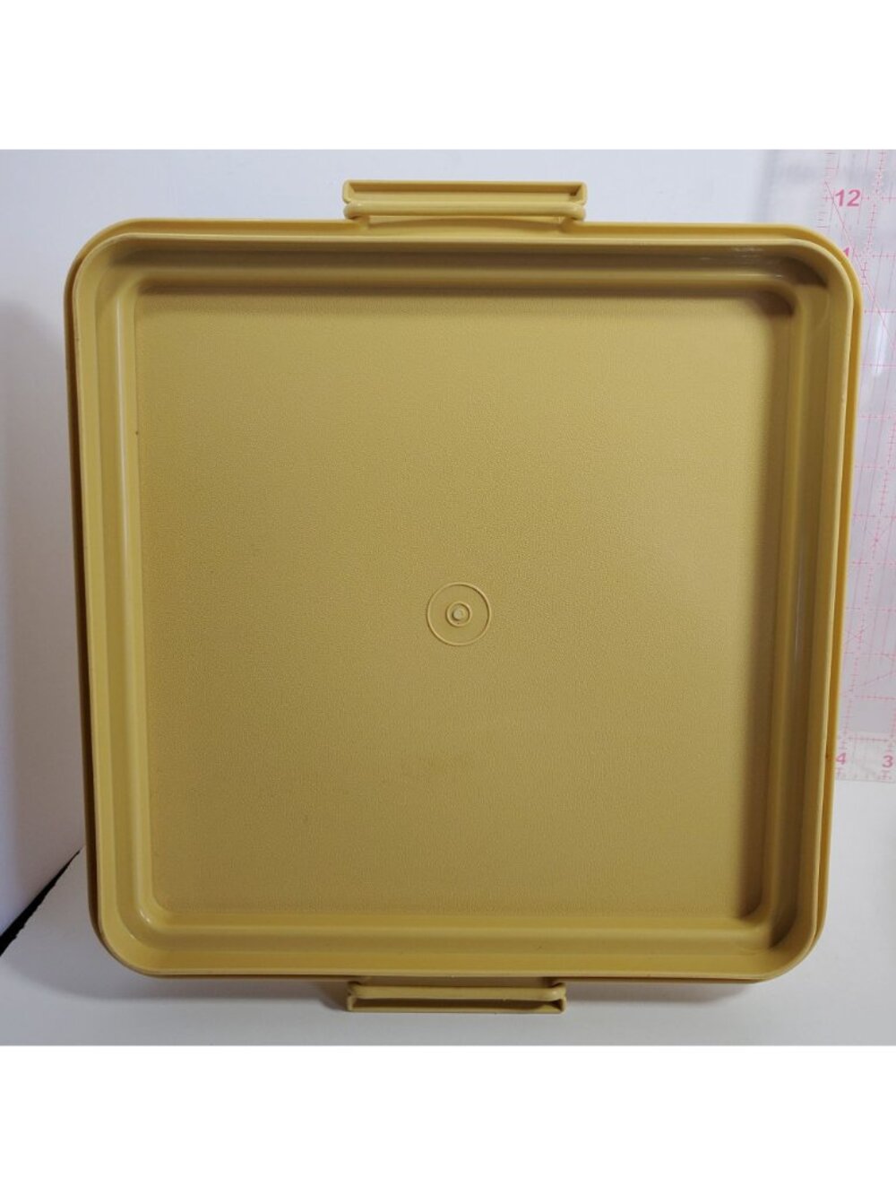 Vintage Tupperware Cake Takers Handles Lot Round Square MCM Harvest Sheer - Picture 12 of 16